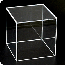 定番のクリアケース