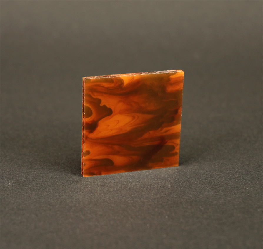 アクリル板キャスト