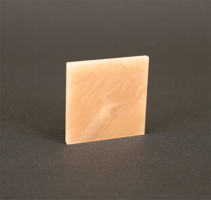 アクリル板キャスト