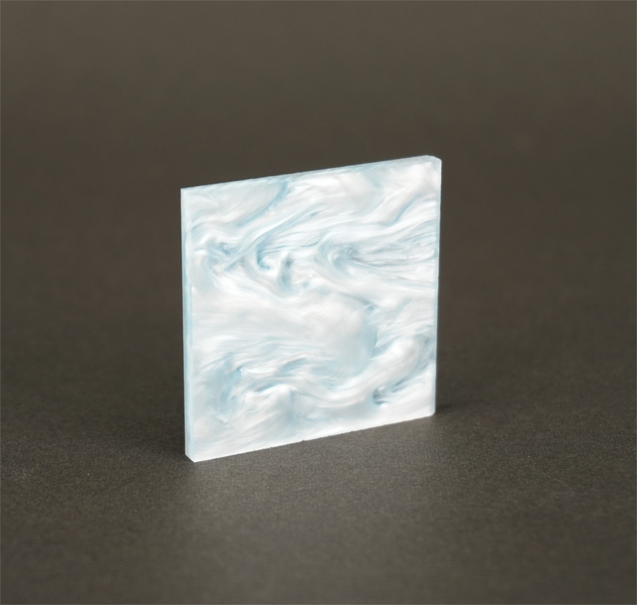 アクリル板キャスト