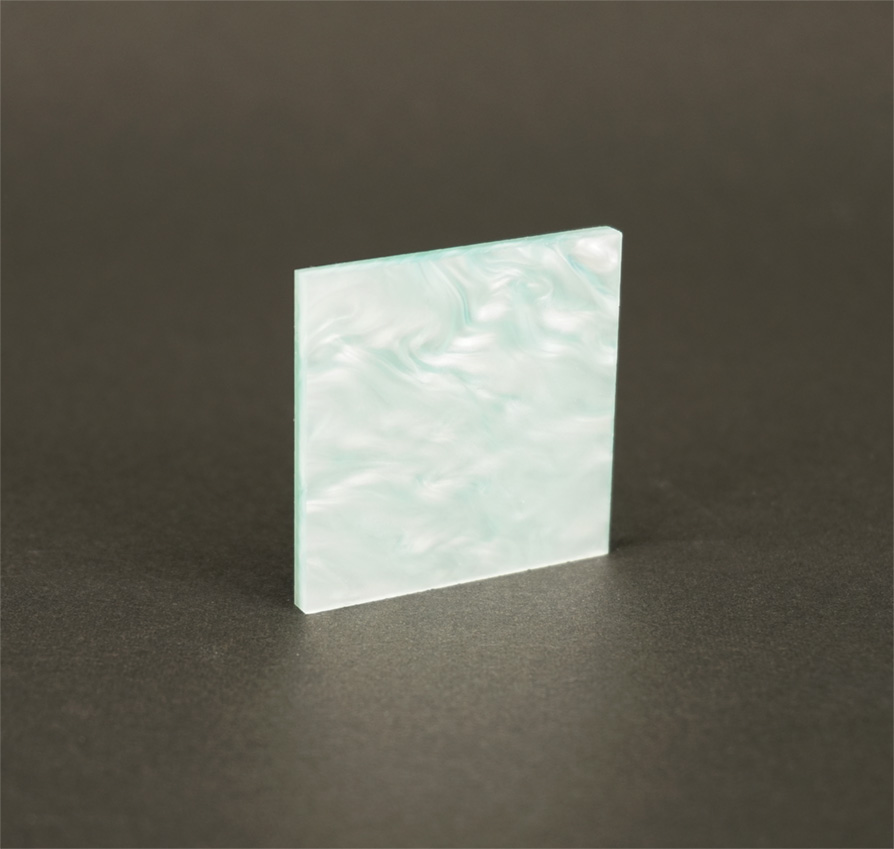 アクリル板キャスト