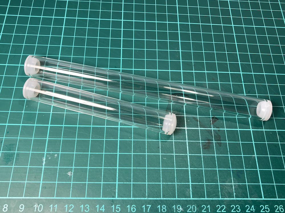 ミニチュア作品の保護ケース兼キーホルダー用