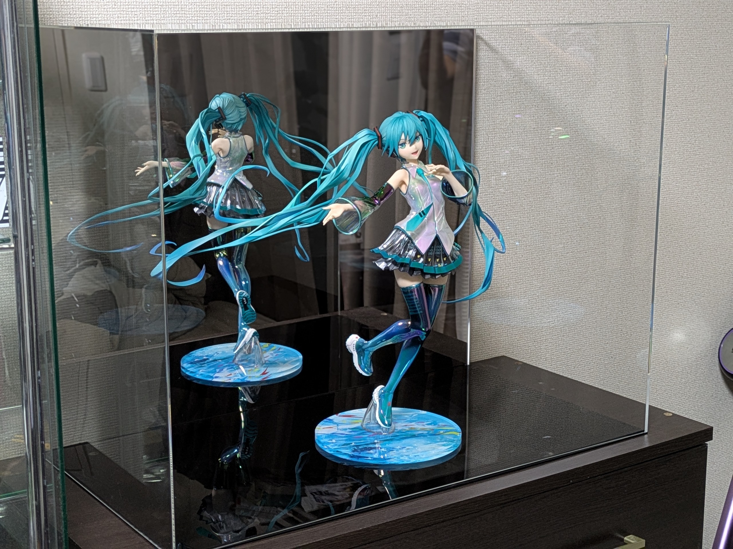 フィギュアケース