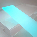 スター・レジン 蓄光アクリル板 ST-CK-LB(キャスト)(色:淡黄色 発光色:ブルー)板厚(3ミリ) 194×350